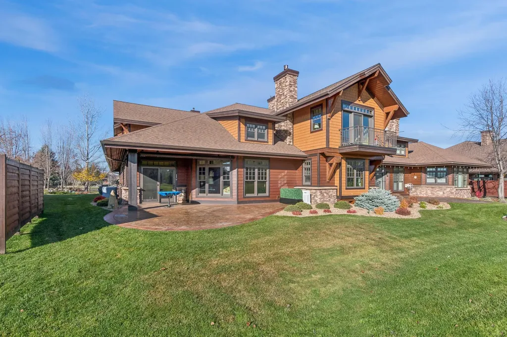 Nhn Eagle Bend Drive Bigfork MT 59911