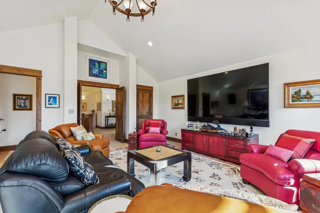 Nhn Eagle Bend Drive Bigfork MT 59911