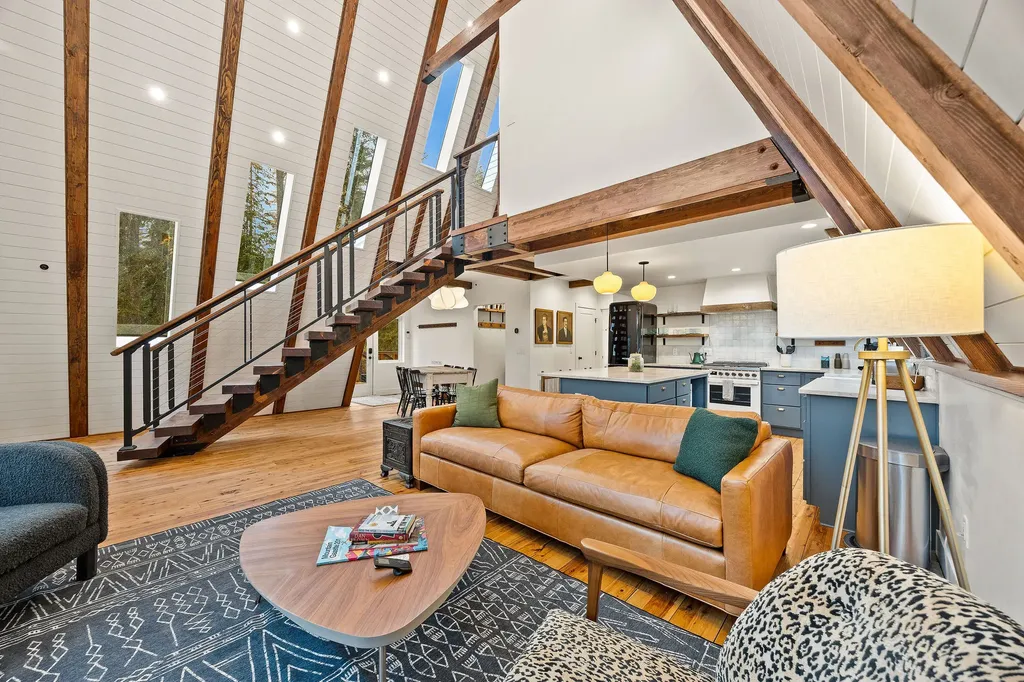 123 Little Mountain Road Whitefish MT 59937