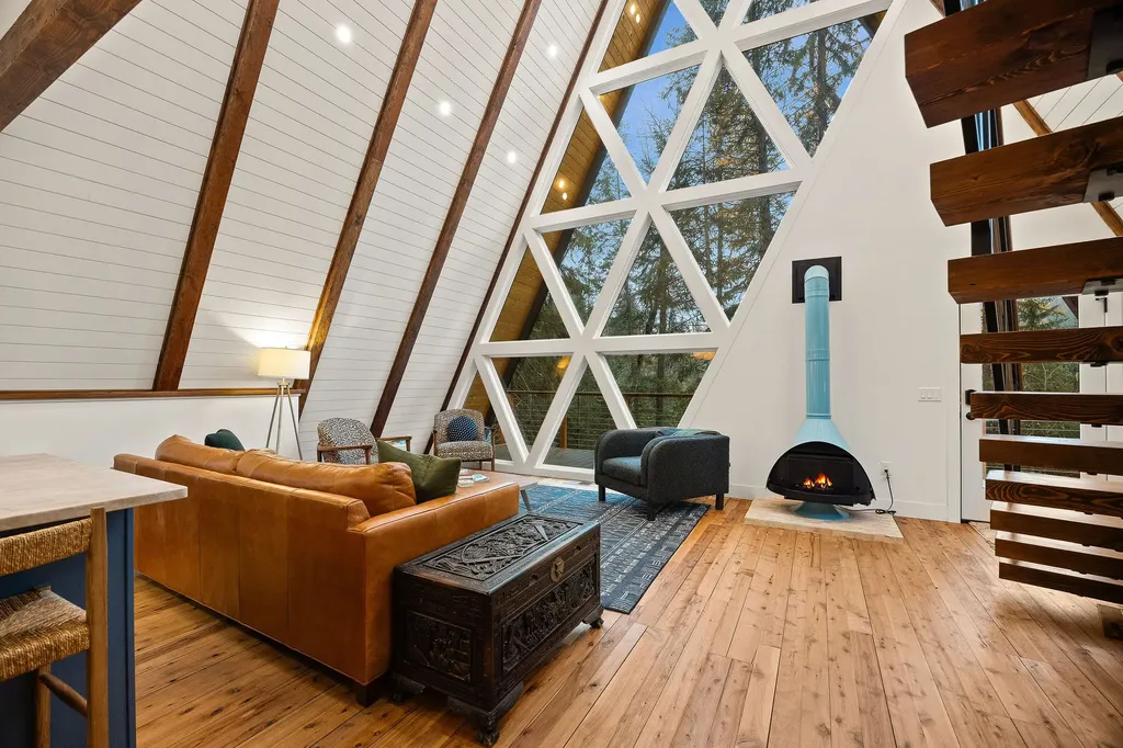123 Little Mountain Road Whitefish MT 59937