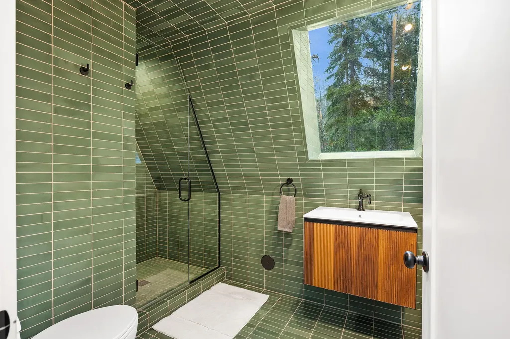 123 Little Mountain Road Whitefish MT 59937
