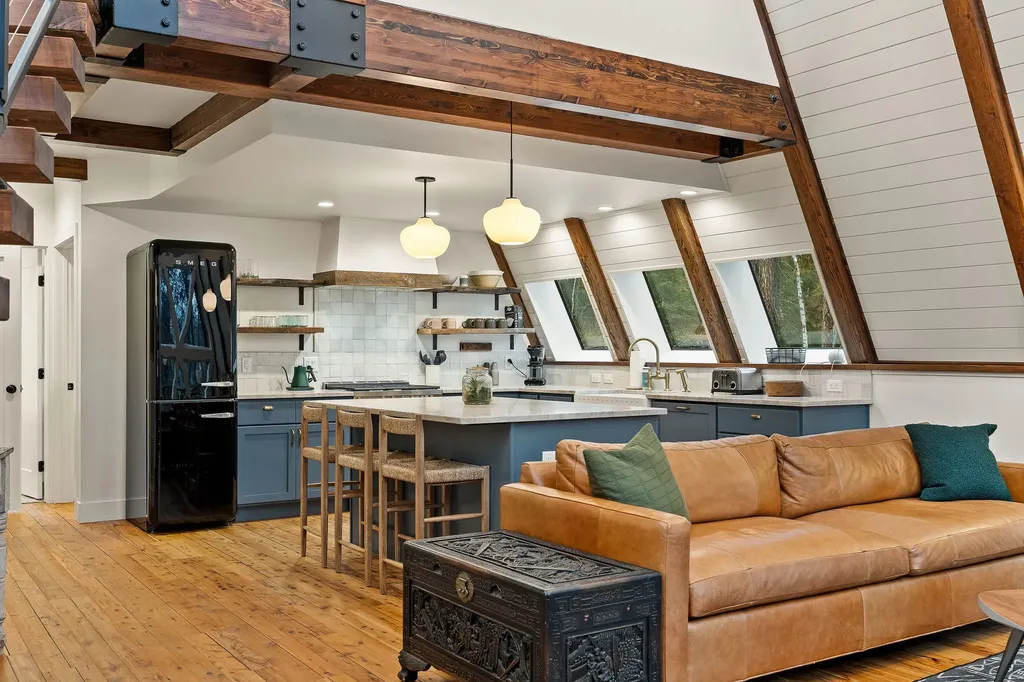 123 Little Mountain Road Whitefish MT 59937