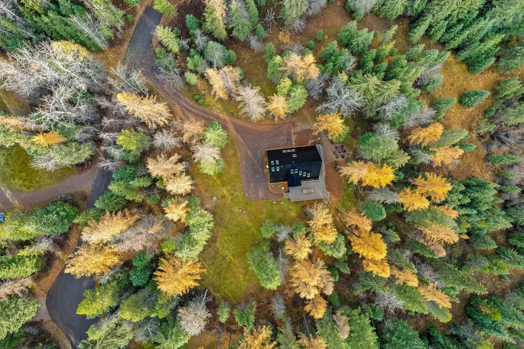 123 Little Mountain Road Whitefish MT 59937