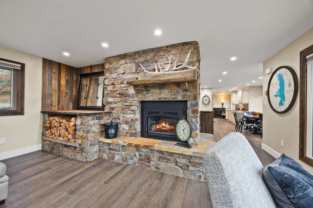 685 N Juniper Bay Road Somers MT 59932