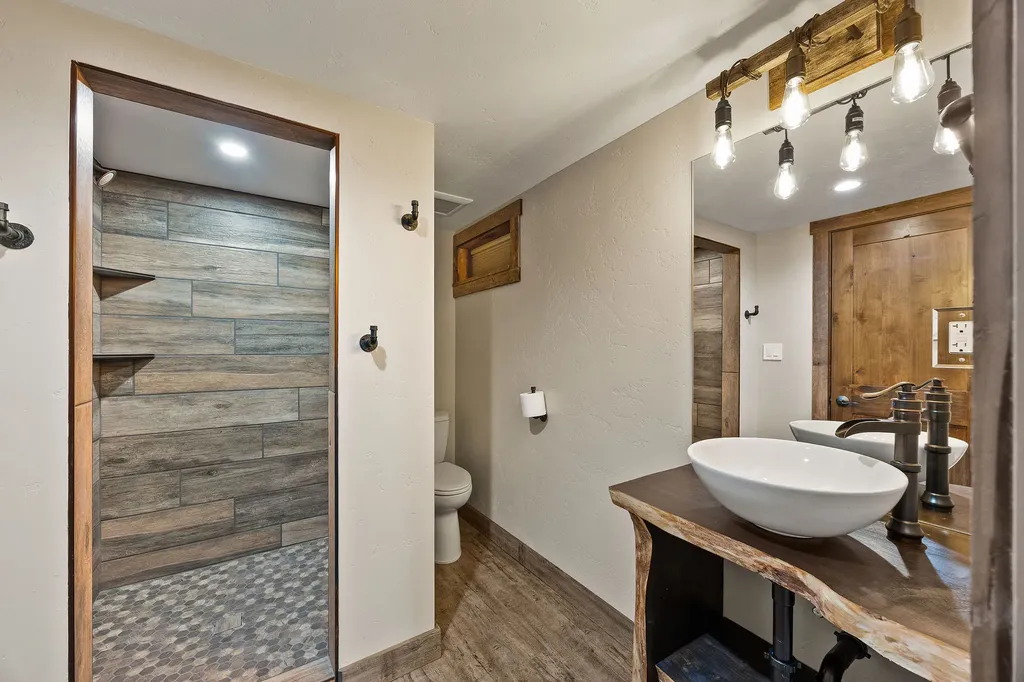 685 N Juniper Bay Road Somers MT 59932