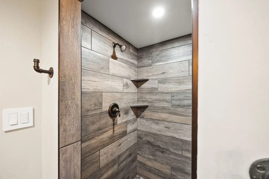 685 N Juniper Bay Road Somers MT 59932