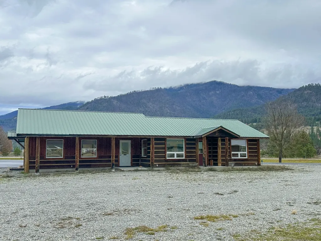 2618 Tradewinds Way Thompson Falls MT 59873