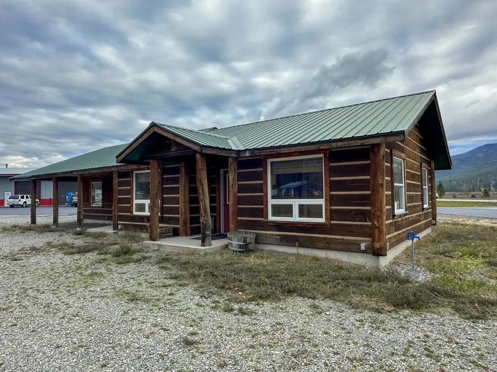 2618 Tradewinds Way Thompson Falls MT 59873