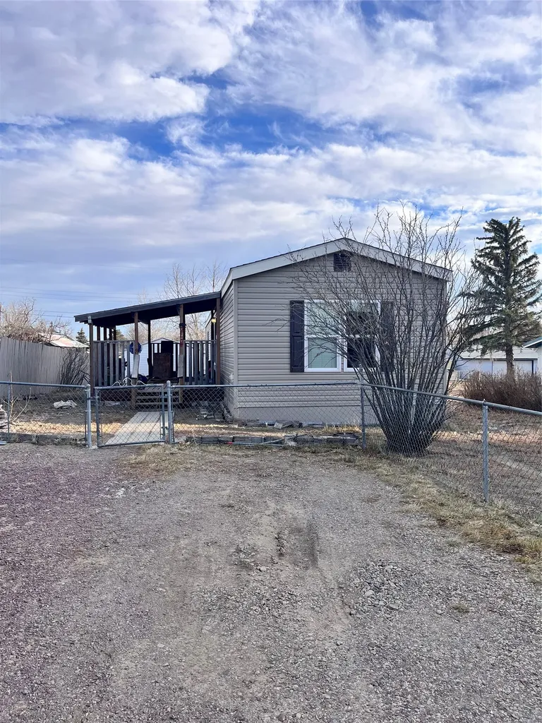 121 2nd Avenue NE Cut Bank MT 59427
