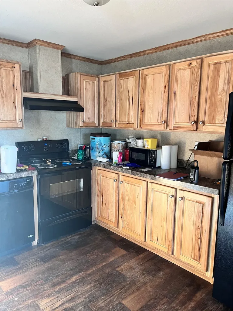 121 2nd Avenue NE Cut Bank MT 59427