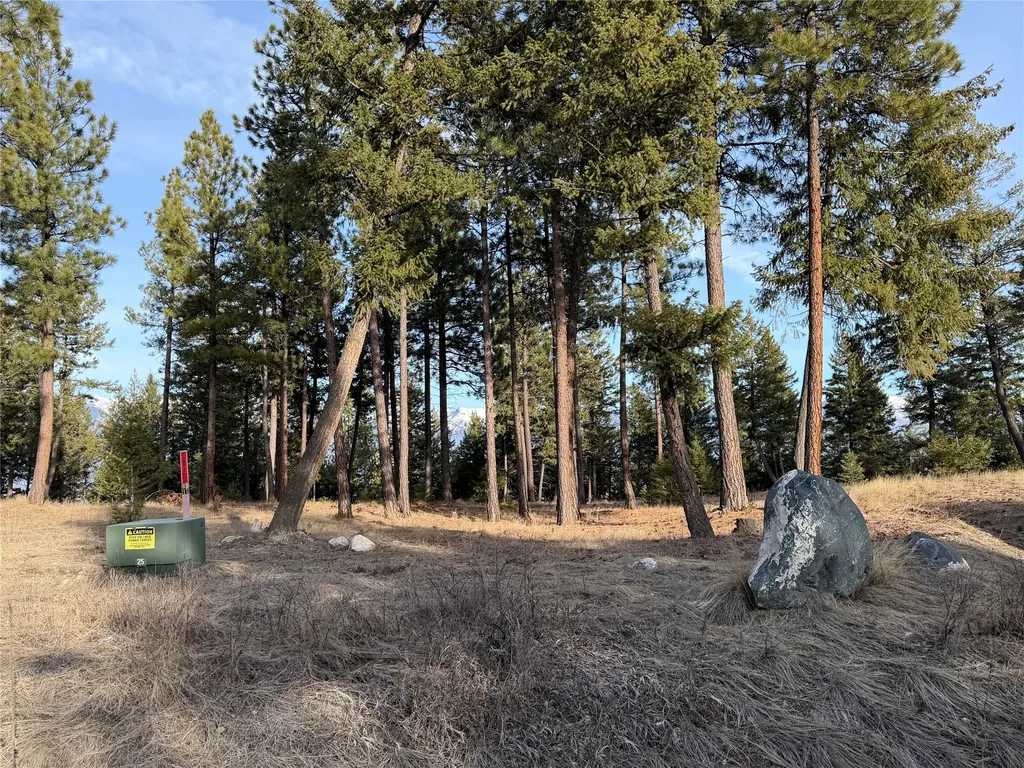Nhn Hillandale Trail Eureka MT 59917