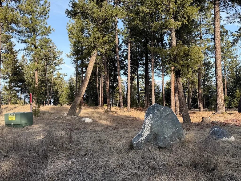 Nhn Hillandale Trail Eureka MT 59917