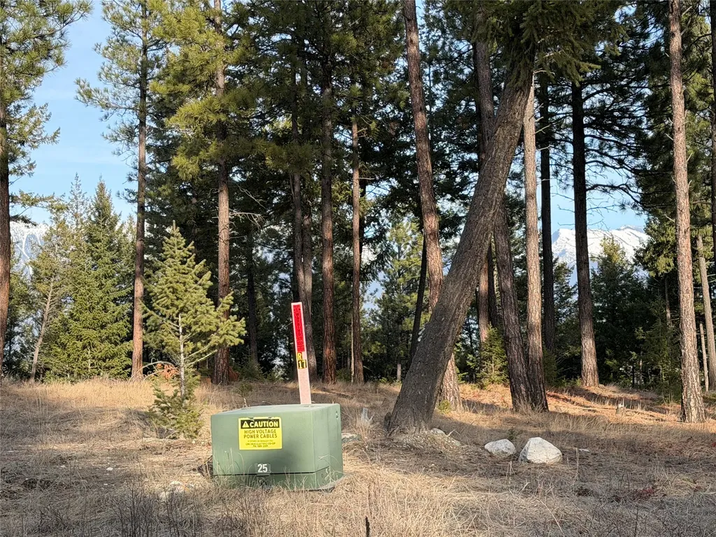 Nhn Hillandale Trail Eureka MT 59917