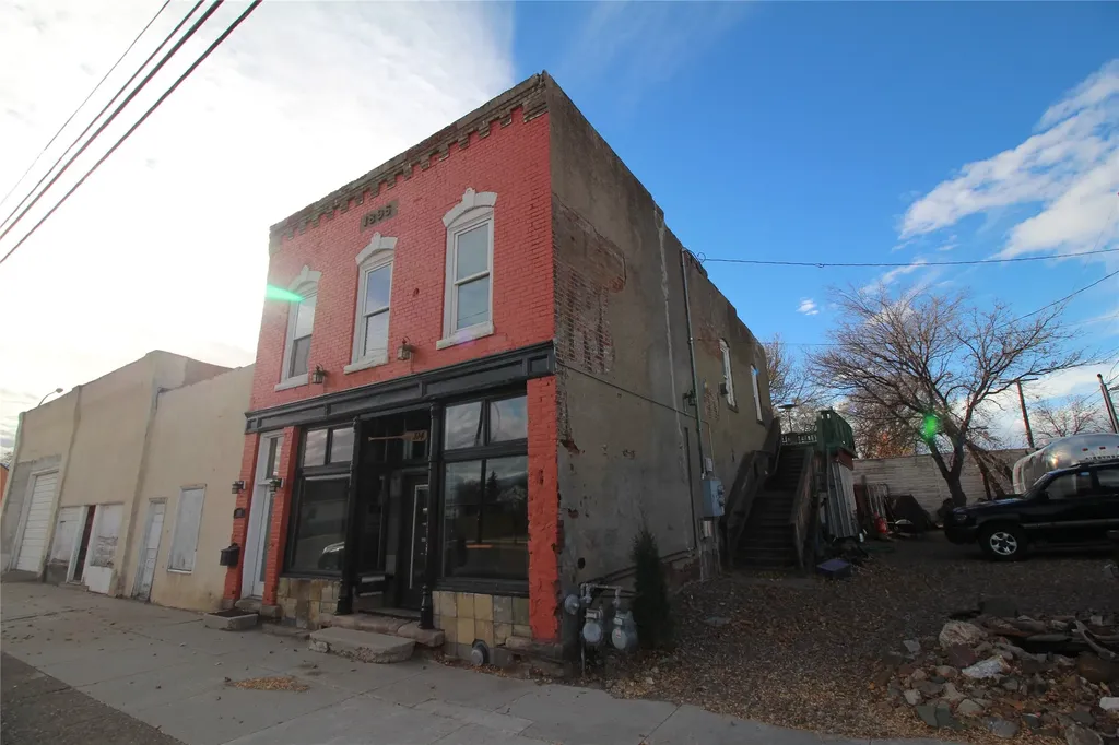 312,314 5th Street NW Great Falls MT 59404