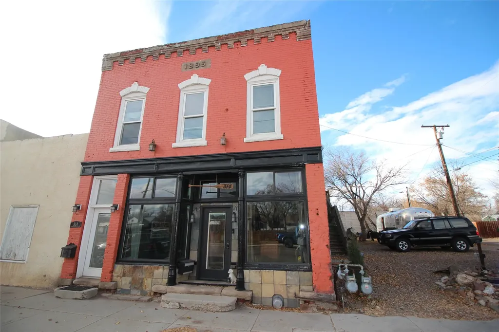 312,314 5th Street NW Great Falls MT 59404