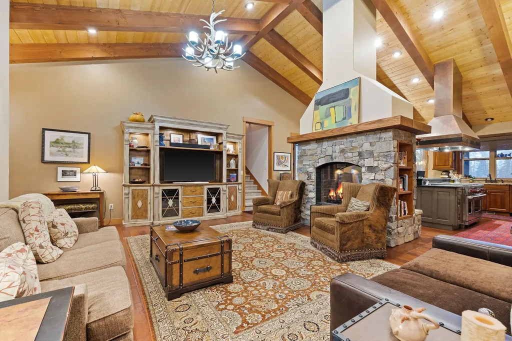 155 W Swift Creek Way Kalispell MT 59901