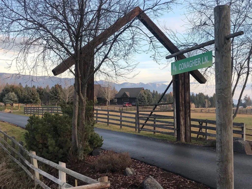 Nhn Conagher Lane Columbia Falls MT 59912