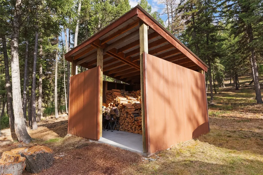 2503 Wild Bill Road Kila MT 59920