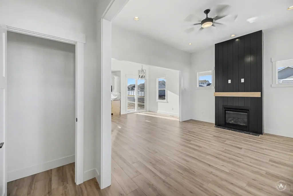 2905 Adam Run Avenue Helena MT 59601