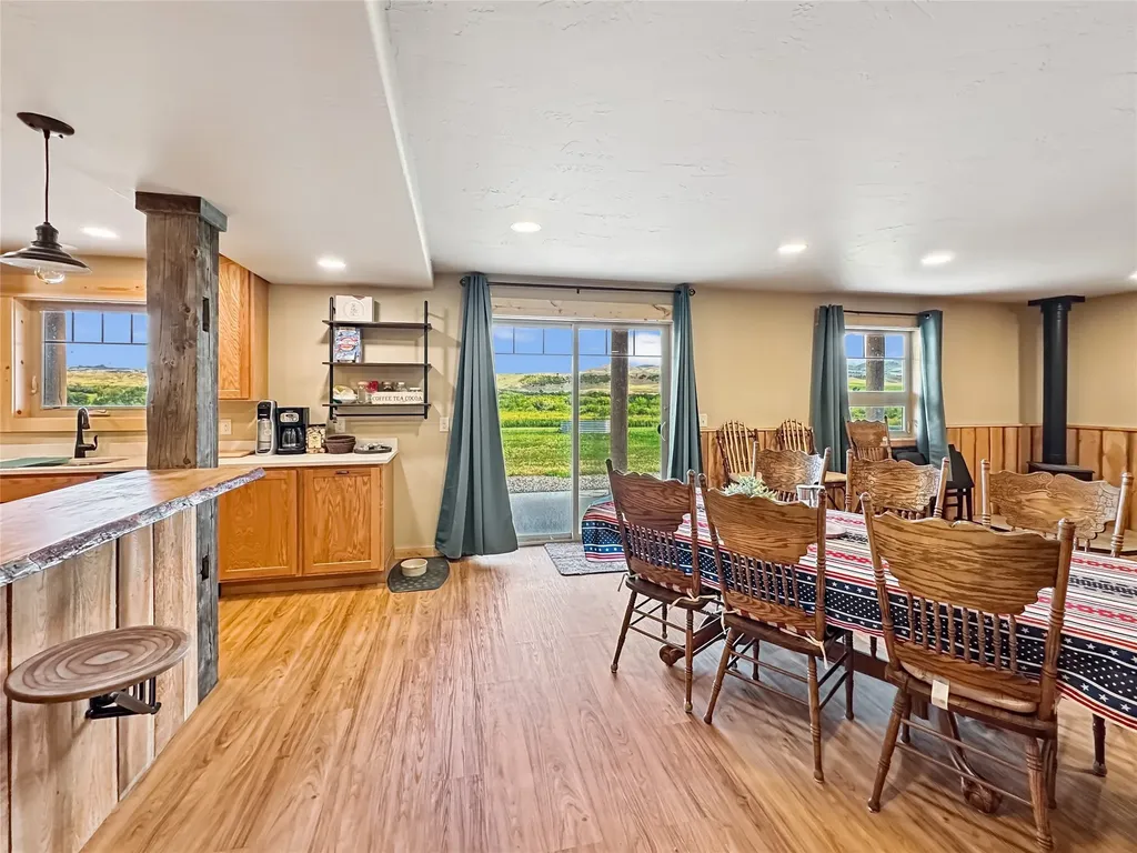 21 N Ennis Lake Road Mcallister MT 59740