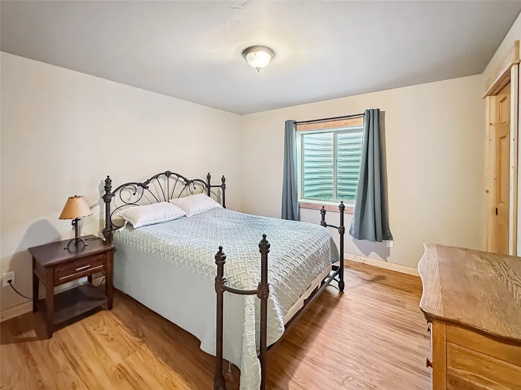 21 N Ennis Lake Road Mcallister MT 59740
