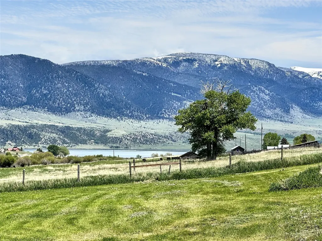 21 N Ennis Lake Road Mcallister MT 59740