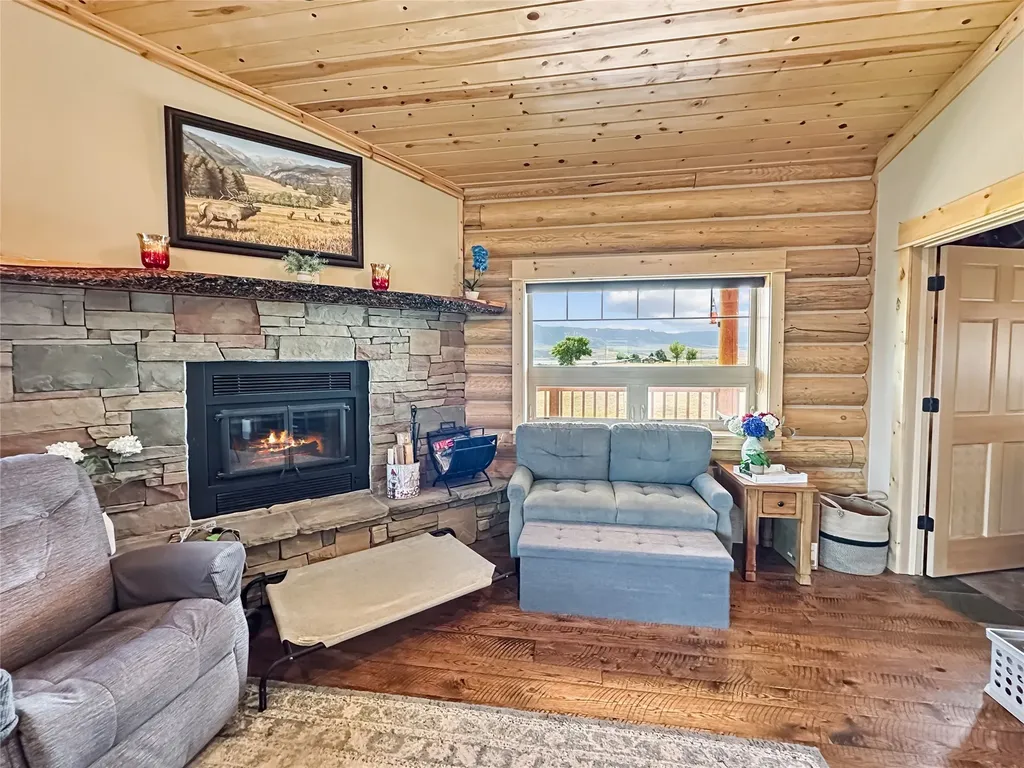 21 N Ennis Lake Road Mcallister MT 59740