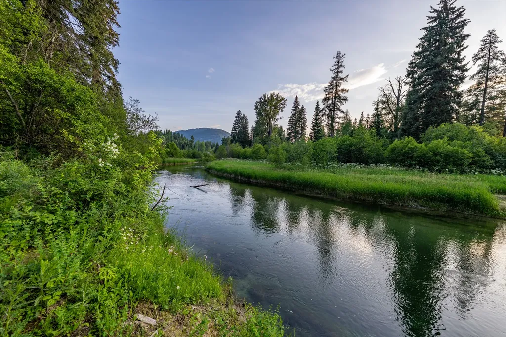 15B Lakota Loop Troy MT 59935