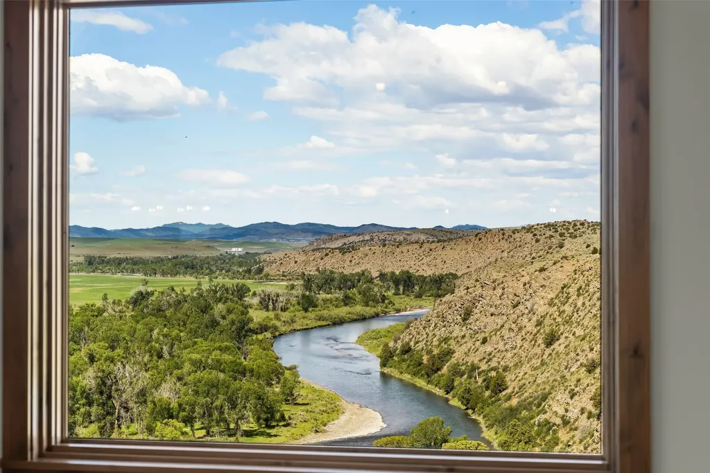 499 Saddle Ridge Road Manhattan MT 59741