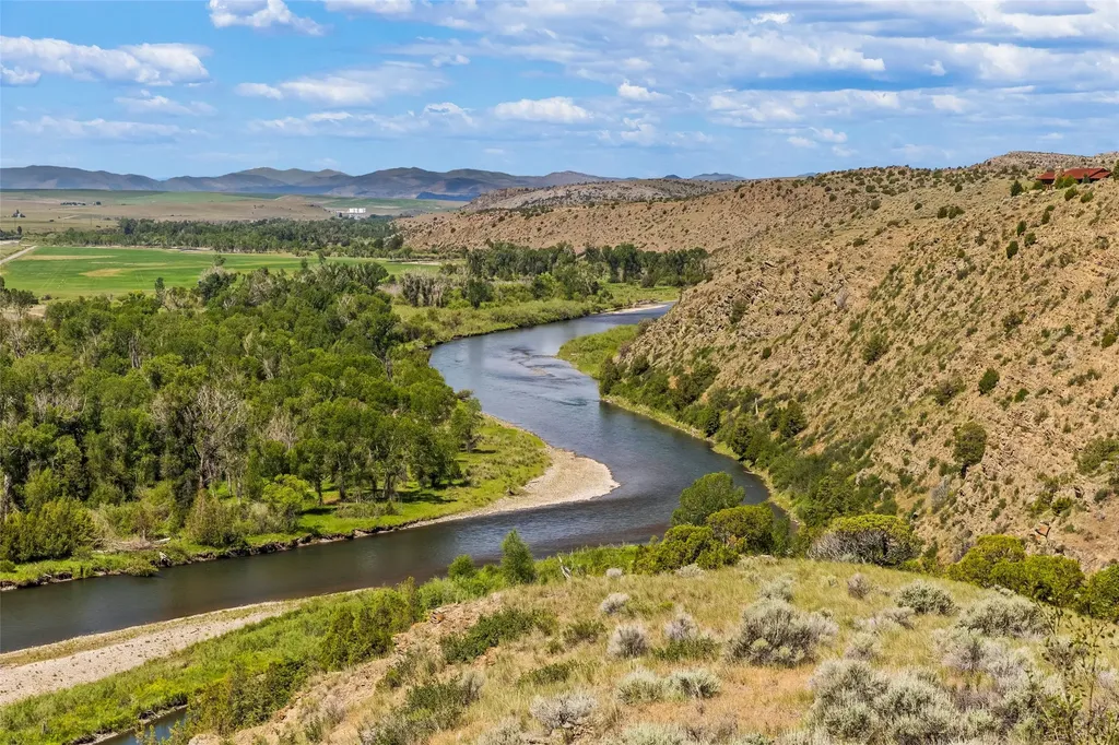 499 Saddle Ridge Road Manhattan MT 59741