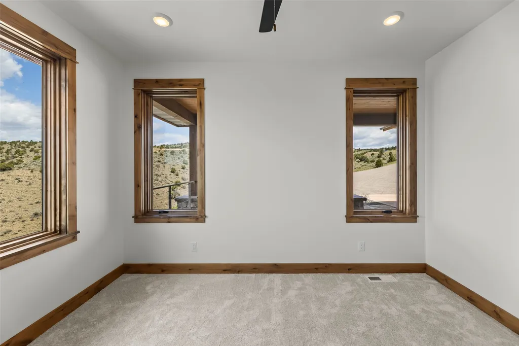 499 Saddle Ridge Road Manhattan MT 59741
