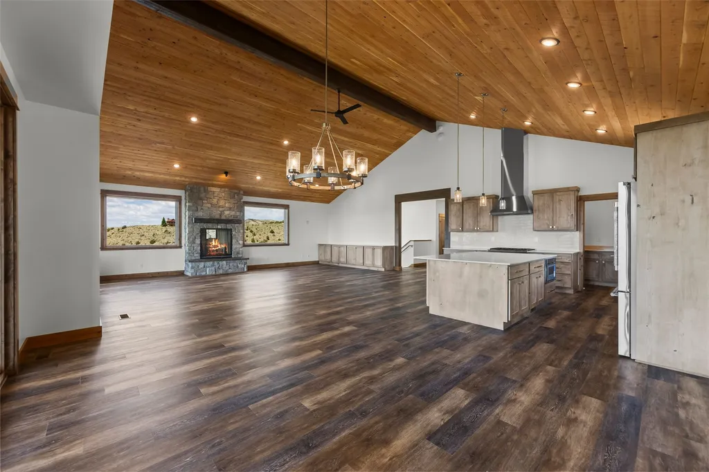 499 Saddle Ridge Road Manhattan MT 59741