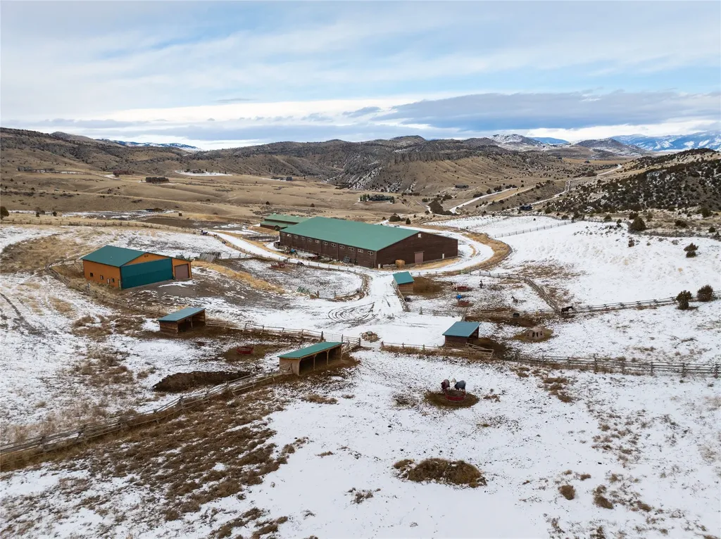 499 Saddle Ridge Road Manhattan MT 59741