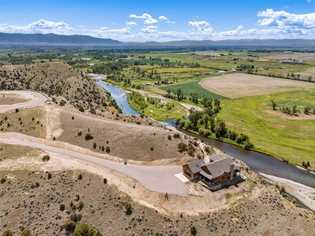 499 Saddle Ridge Road Manhattan MT 59741