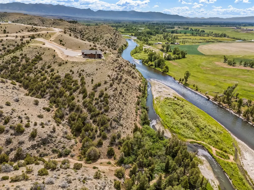 499 Saddle Ridge Road Manhattan MT 59741