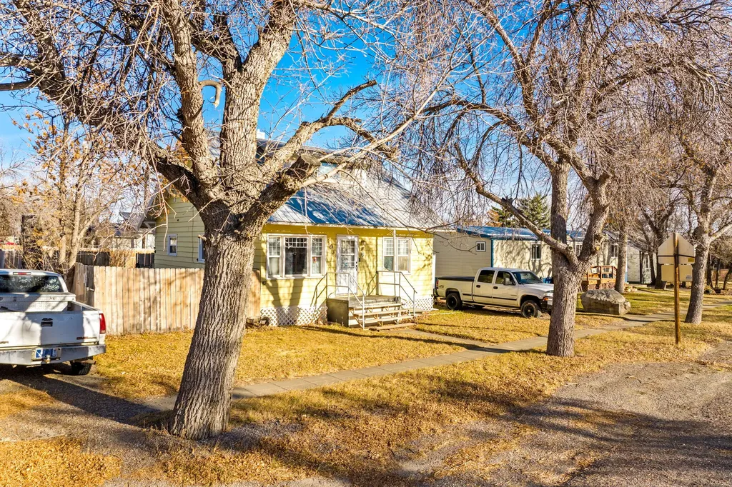 103 E Main Street Dutton MT 59433
