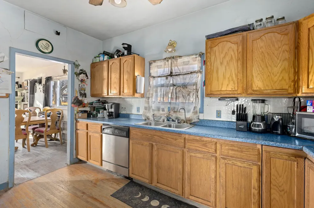 103 E Main Street Dutton MT 59433