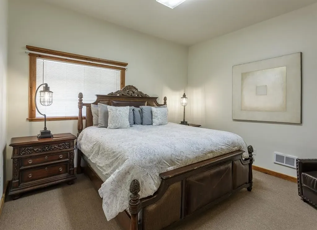 116 S Main Street Darby MT 59829