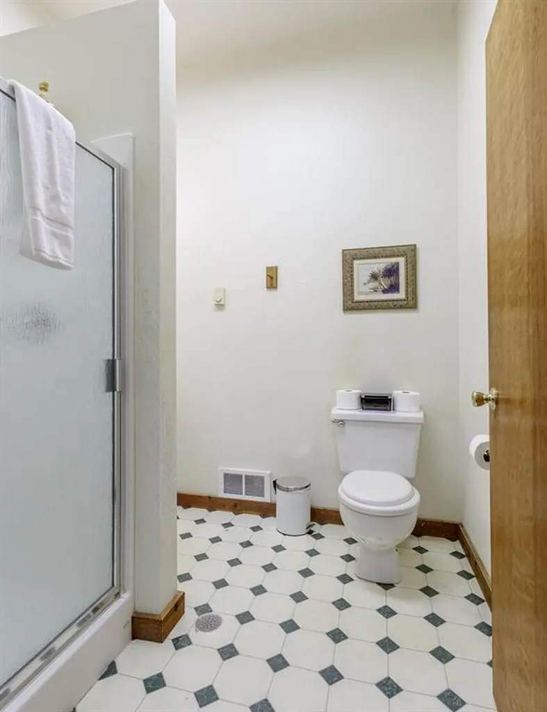 116 S Main Street Darby MT 59829