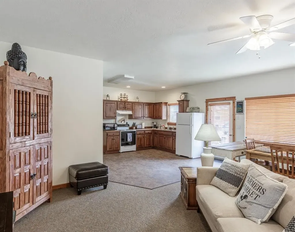 116 S Main Street Darby MT 59829