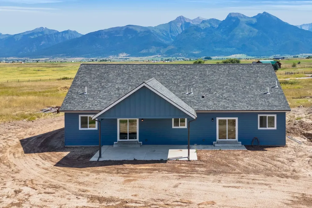 34660 Patrick Lane St Ignatius MT 59865