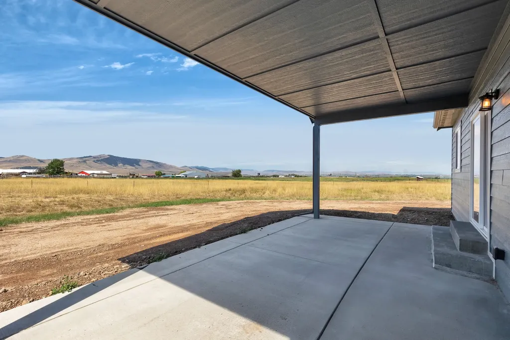 34660 Patrick Lane St Ignatius MT 59865