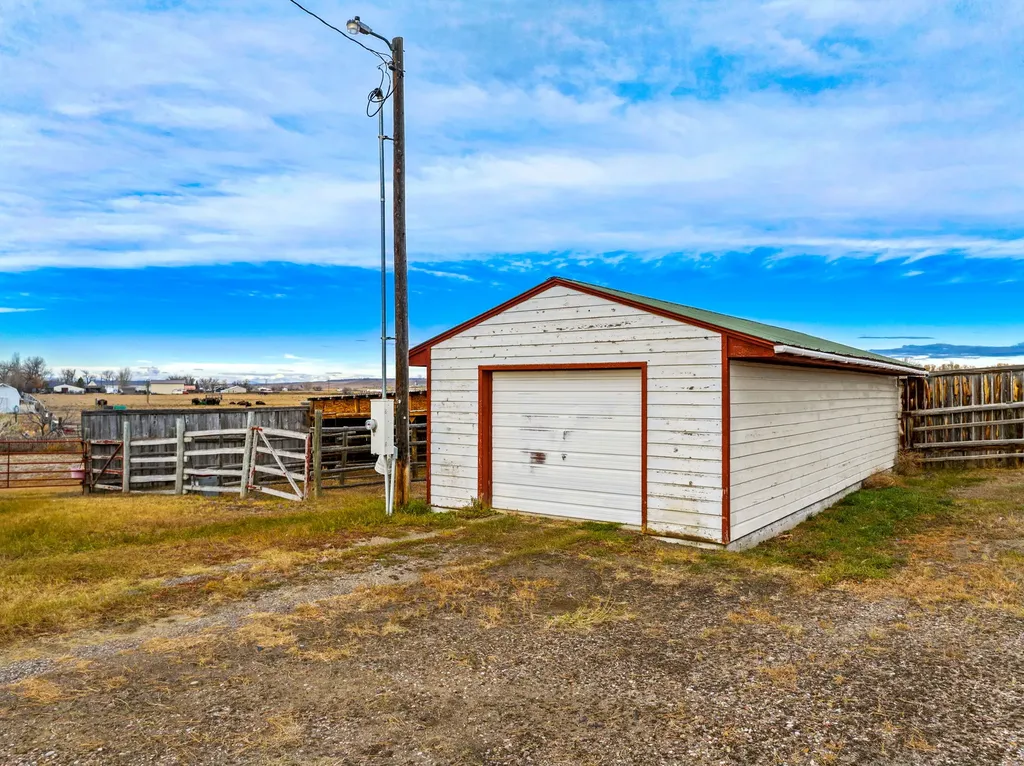 895 1st Avenue Vaughn MT 59487