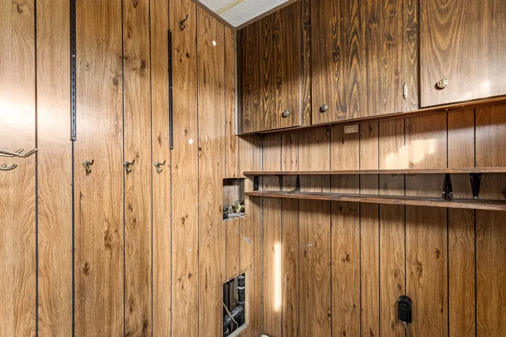 895 1st Avenue Vaughn MT 59487