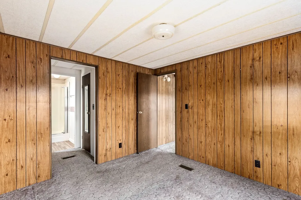 895 1st Avenue Vaughn MT 59487