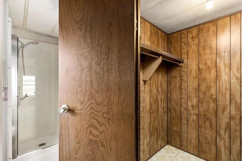 895 1st Avenue Vaughn MT 59487
