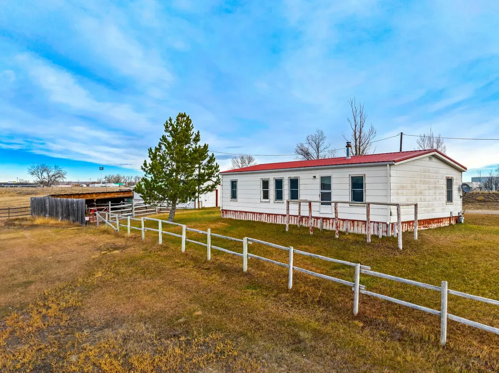895 1st Avenue Vaughn MT 59487