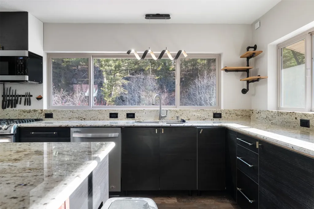 11 Maxville Road Philipsburg MT 59858