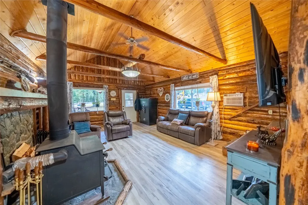 613 Tamarack Drive Yaak MT 59935