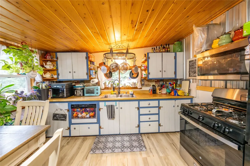 613 Tamarack Drive Yaak MT 59935